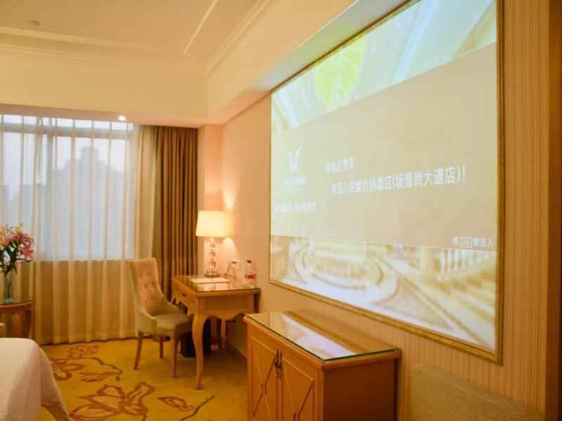 Vienna Hotel Banxuegang Road شينزين المظهر الخارجي الصورة