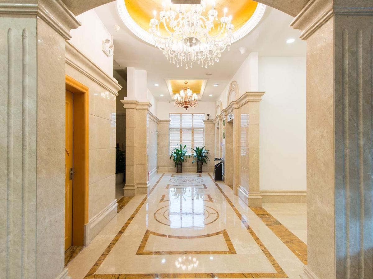 Vienna Hotel Banxuegang Road شينزين المظهر الخارجي الصورة